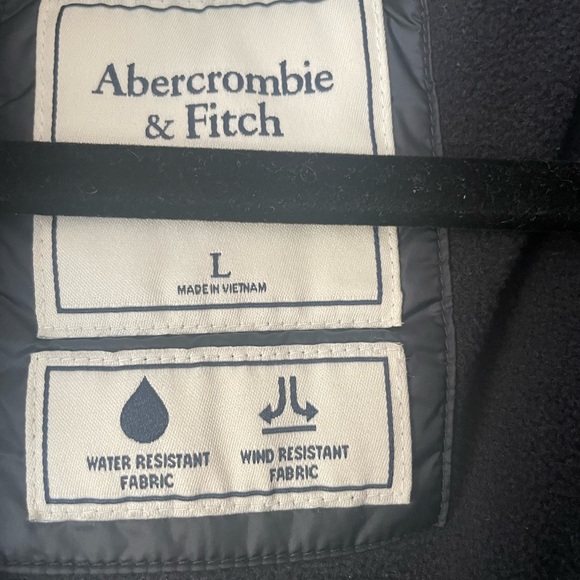 🥶 Abercrombie & Fitch Black Puffer Jacket ❄️ - Picture 9 of 15